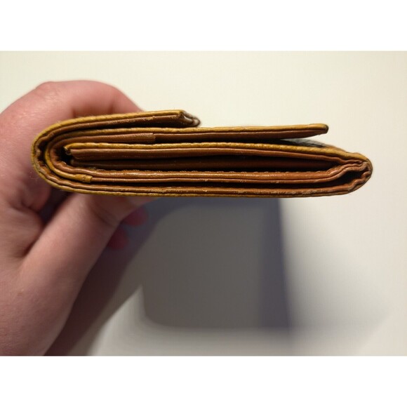 MCM Double Flap Compact Wallet - Picture 15 of 15